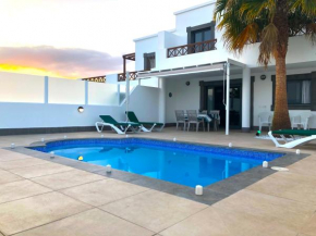 VARELA LO House